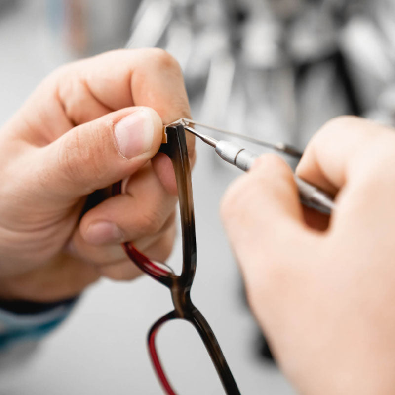 Tilbehørssett for reparasjon av brille
