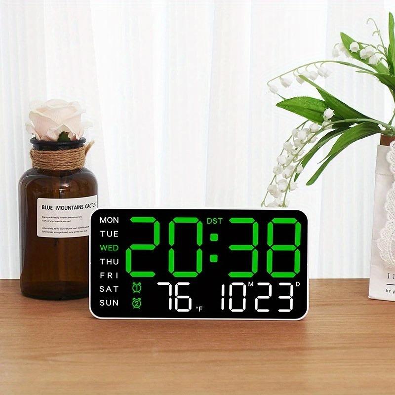 Stor digital veggklokke med LED-skjerm, datovisning og termometer, perfekt gave til eldre, dekorasjon til stue og soverom